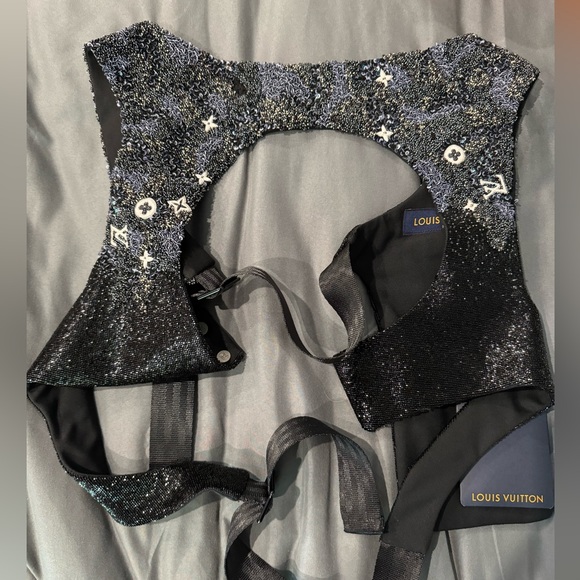 NWT Louis Vuitton *rare*  embroidered mid-layered zippered vest - Picture 9 of 11